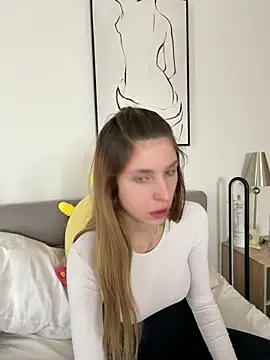 emma05 online show from 03/27/26, 07:03