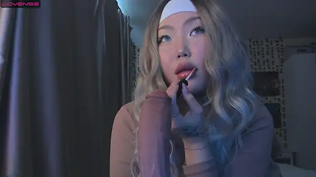 uko sa online show from 03/22/25, 01:30