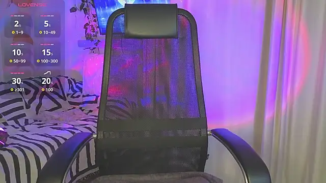 KellyFouler online show from 03/01/26, 04:20