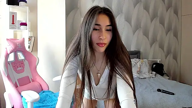 Bambiii bby online show from 01/15/25, 06:22