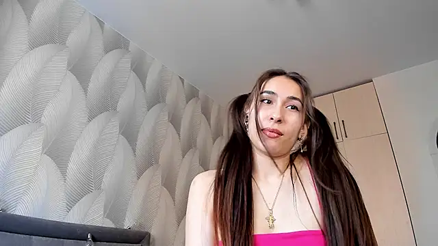 Bambiii bby online show from 02/17/25, 09:46