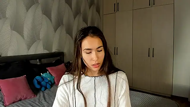 Bambiii bby online show from 09/21/25, 03:30