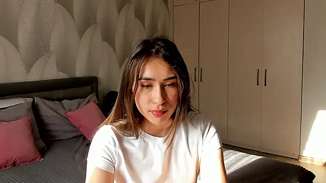 Bambiii bby online show from 04/03/26, 02:20