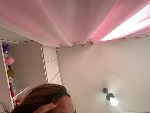 lariic online show from 03/20/25, 06:53