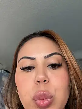 lariic online show from 03/16/26, 02:21