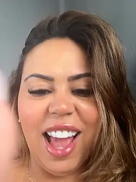 lariic online show from 04/08/26, 06:08