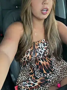 lariic online show from 04/18/26, 07:51