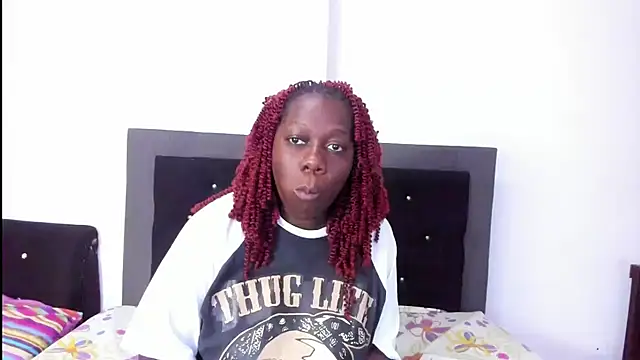 Snapshot of skaysanchez1 chatting on 02/17/25, 03:31 skaysanchez1 online show from 02/17/25, 03:31