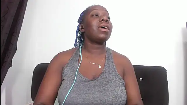 Snapshot of skaysanchez1 chatting on 03/07/25, 02:34 skaysanchez1 online show from 03/07/25, 02:34