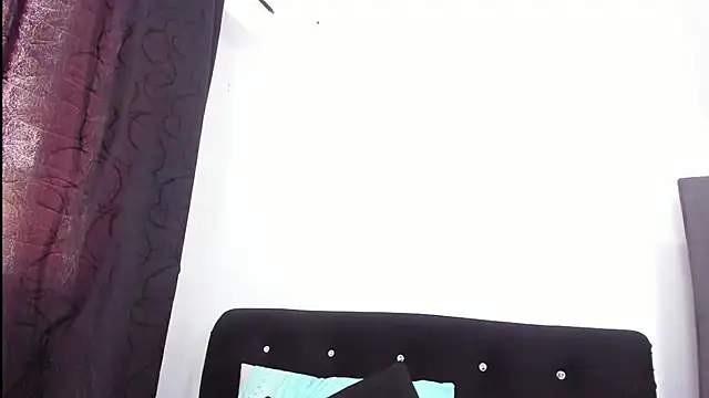 Snapshot of skaysanchez1 chatting on 03/10/25, 09:18 skaysanchez1 online show from 03/10/25, 09:18