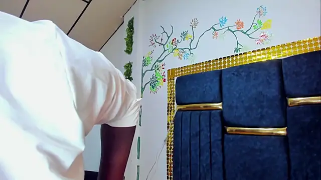 Snapshot of skaysanchez1 chatting on 10/07/25, 07:44 skaysanchez1 online show from 10/07/25, 07:44