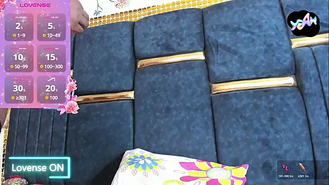 Snapshot of skaysanchez1 chatting on 10/25/25, 07:52 skaysanchez1 online show from 10/25/25, 07:52