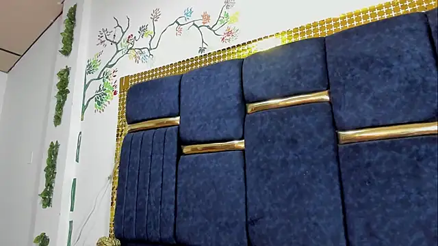 Snapshot of skaysanchez1 chatting on 11/13/25, 08:08 skaysanchez1 online show from 11/13/25, 08:08