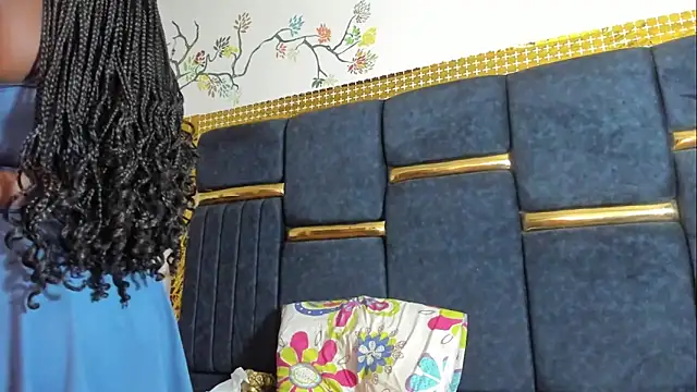 Snapshot of skaysanchez1 chatting on 11/19/25, 12:49 skaysanchez1 online show from 11/19/25, 12:49