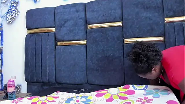 skaysanchez1 online show from 04/18/26, 07:40