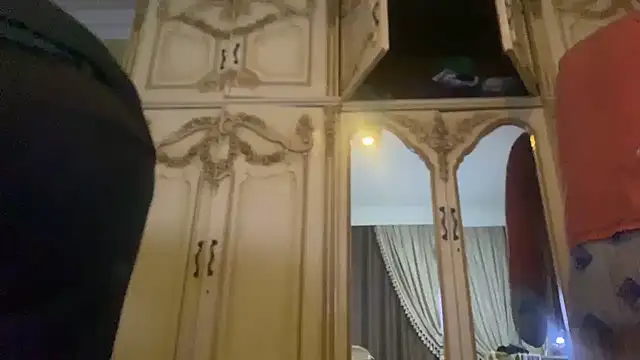 emylolo9 online show from 12/01/24, 06:08