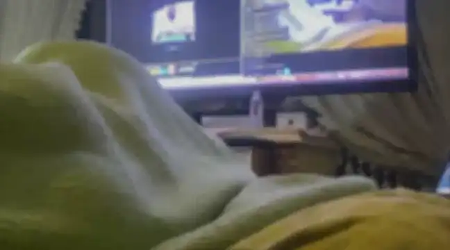 emylolo9 online show from 12/08/24, 03:43