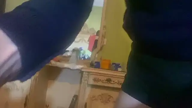 emylolo9 online show from 12/31/24, 02:47