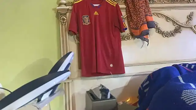 emylolo9 online show from 01/07/25, 08:03