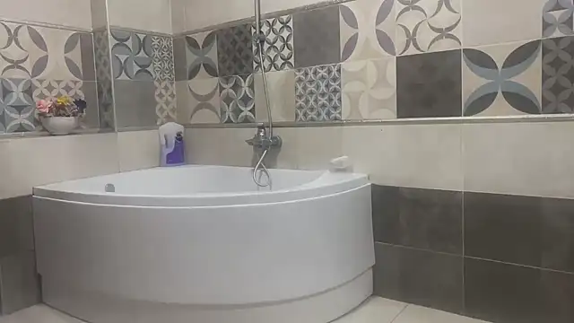 emylolo9 online show from 01/20/25, 04:01