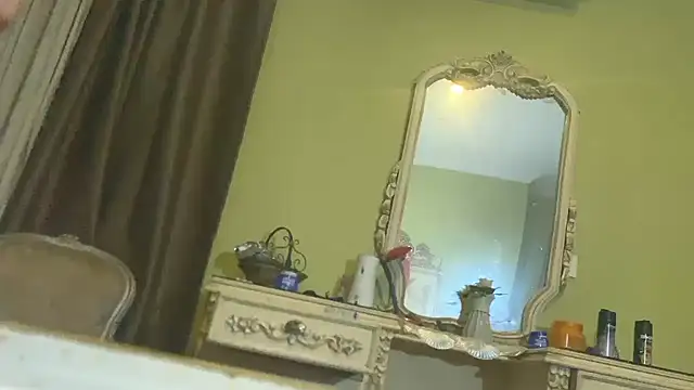 emylolo9 online show from 01/23/25, 09:18