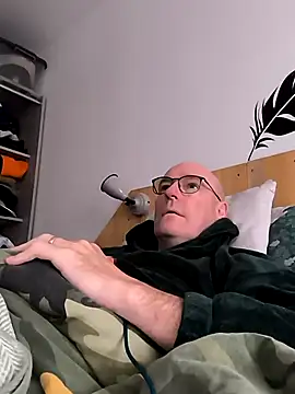 bogland33 online show from 03/04/25, 08:02