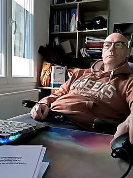 bogland33 online show from 03/04/25, 03:48