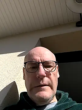 bogland33 online show from 03/05/25, 10:11