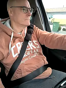 bogland33 online show from 03/10/25, 01:10