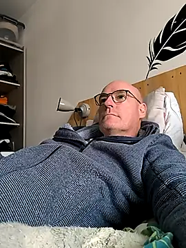 bogland33 online show from 03/20/25, 12:22