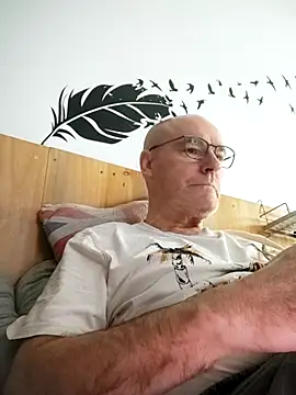 bogland33 online show from 02/13/26, 10:00