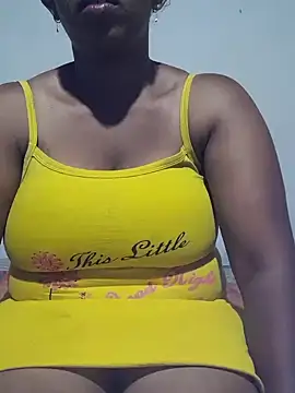 Snapshot of kumaricapalsex2 chatting on 12/17/24, 05:15 kumaricapalsex2 online show from 12/17/24, 05:15