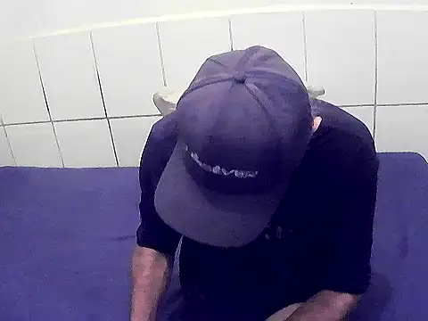 Snapshot of pierdona chatting on 02/08/26, 01:36 pierdona online show from 02/08/26, 01:36