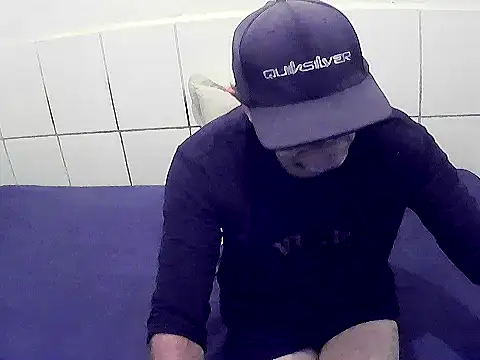 Snapshot of pierdona chatting on 02/09/26, 07:29 pierdona online show from 02/09/26, 07:29