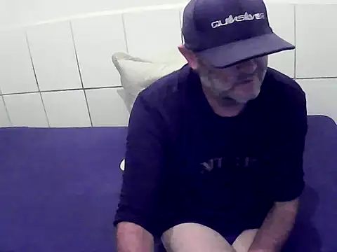 Snapshot of pierdona chatting on 02/10/26, 09:19 pierdona online show from 02/10/26, 09:19