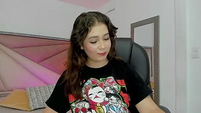 KarenPautt online show from 02/22/25, 05:35