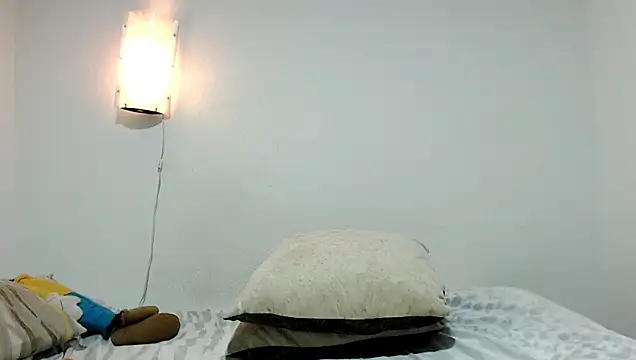 carolina linarez69 online show from 01/05/25, 01:13