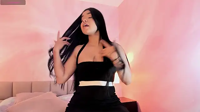 AuroraFiore online show from 01/30/25, 07:59