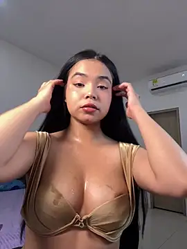 AuroraFiore online show from 04/06/26, 03:26