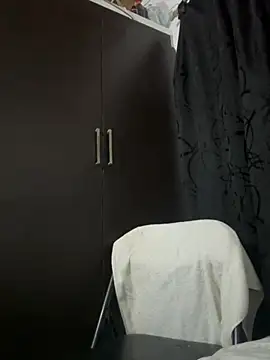 Snapshot of tuckersabrina chatting on 12/16/24, 09:24 tuckersabrina online show from 12/16/24, 09:24