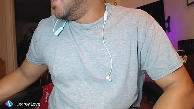 Snapshot of Learoy_Love chatting on 12/05/24, 05:59 Learoy Love online show from 12/05/24, 05:59