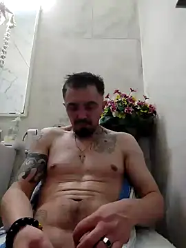 Snapshot of HungJonny99 chatting on 11/02/25, 11:23 HungJonny99 online show from 11/02/25, 11:23