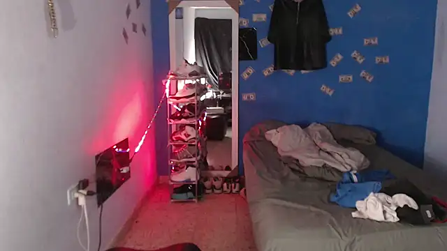 Alid 17 online show from 11/22/25, 04:22