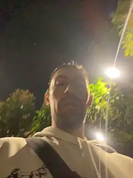 Snapshot of dantedesirexx chatting on 01/13/25, 02:50 dantedesirexx online show from 01/13/25, 02:50