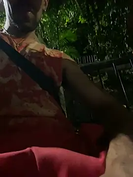 Snapshot of dantedesirexx chatting on 01/29/25, 05:09 dantedesirexx online show from 01/29/25, 05:09