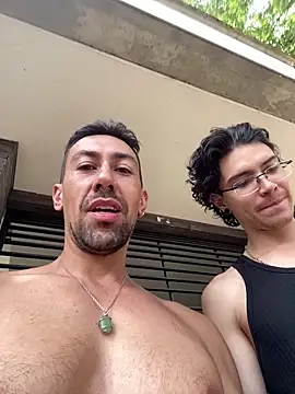 Snapshot of dantedesirexx chatting on 02/20/25, 03:41 dantedesirexx online show from 02/20/25, 03:41