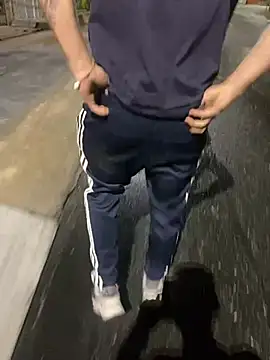 Snapshot of dantedesirexx chatting on 03/05/25, 06:23 dantedesirexx online show from 03/05/25, 06:23