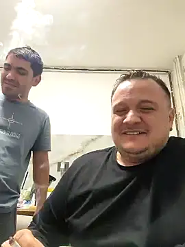 Cristian8409 online show from 01/01/25, 02:09