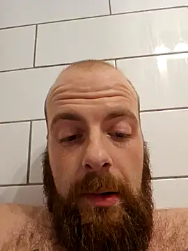 Snapshot of SirYummy18 chatting on 01/17/25, 03:55 SirYummy18 online show from 01/17/25, 03:55