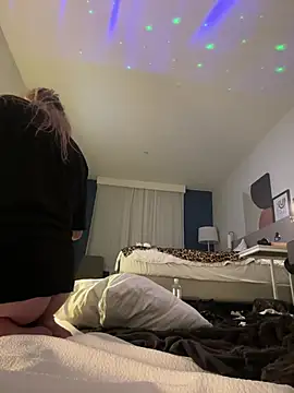 Babette xox online show from 04/28/26, 11:15